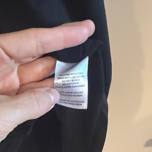 💜5 for $25 Senita Athletics Black Strappy Tank Top - Picture 4 of 4